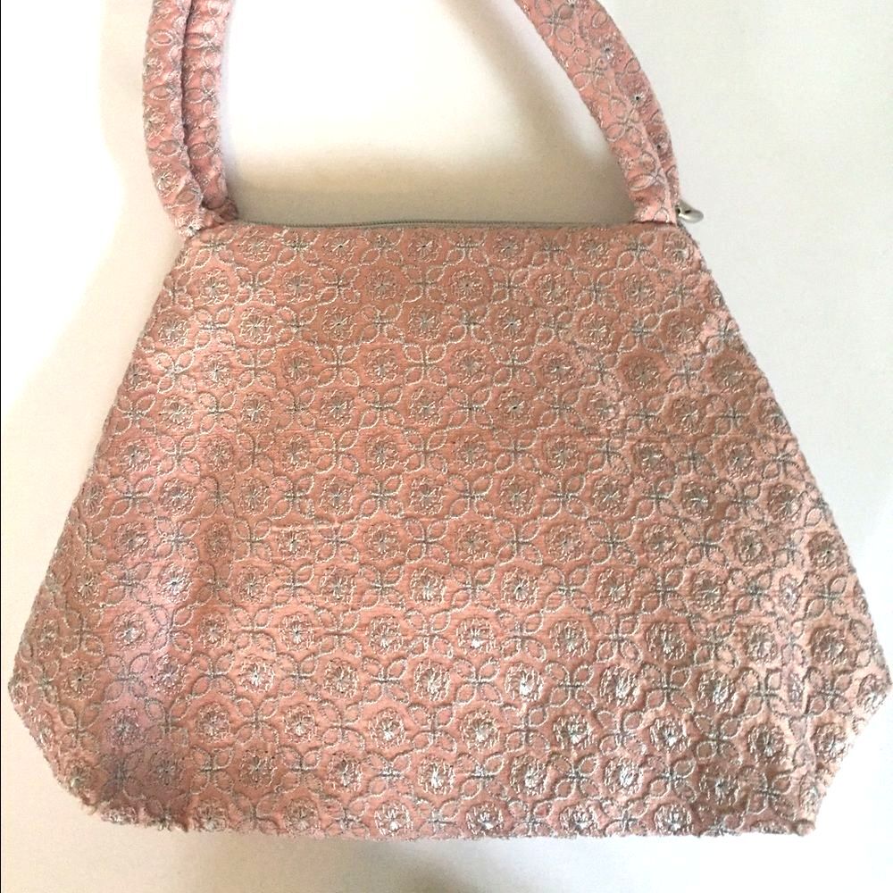 [Paint the Lily] Pink and Silver Quilted Bag 💕